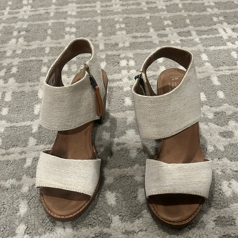 Toms linen super cute heel